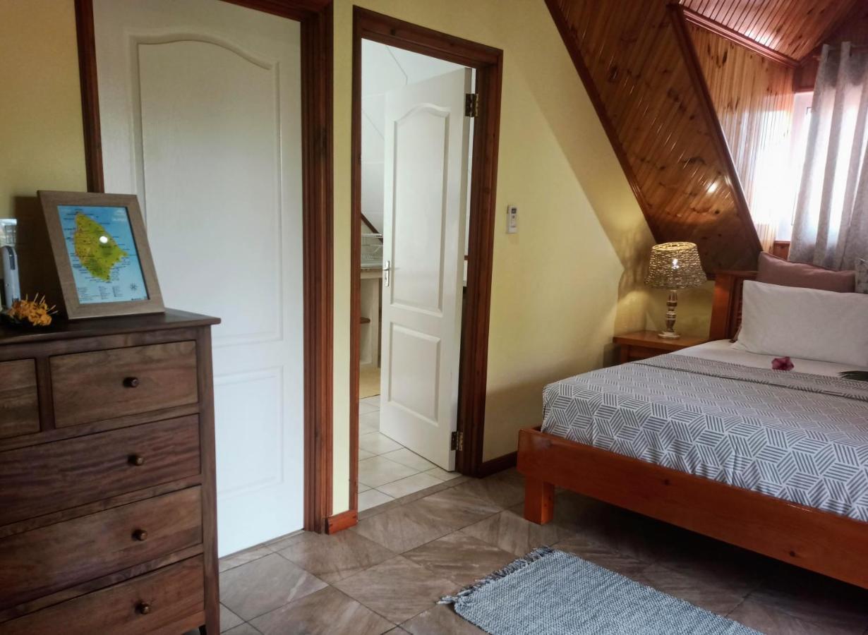 Badamier Self-Catering Leilighet La Digue Eksteriør bilde