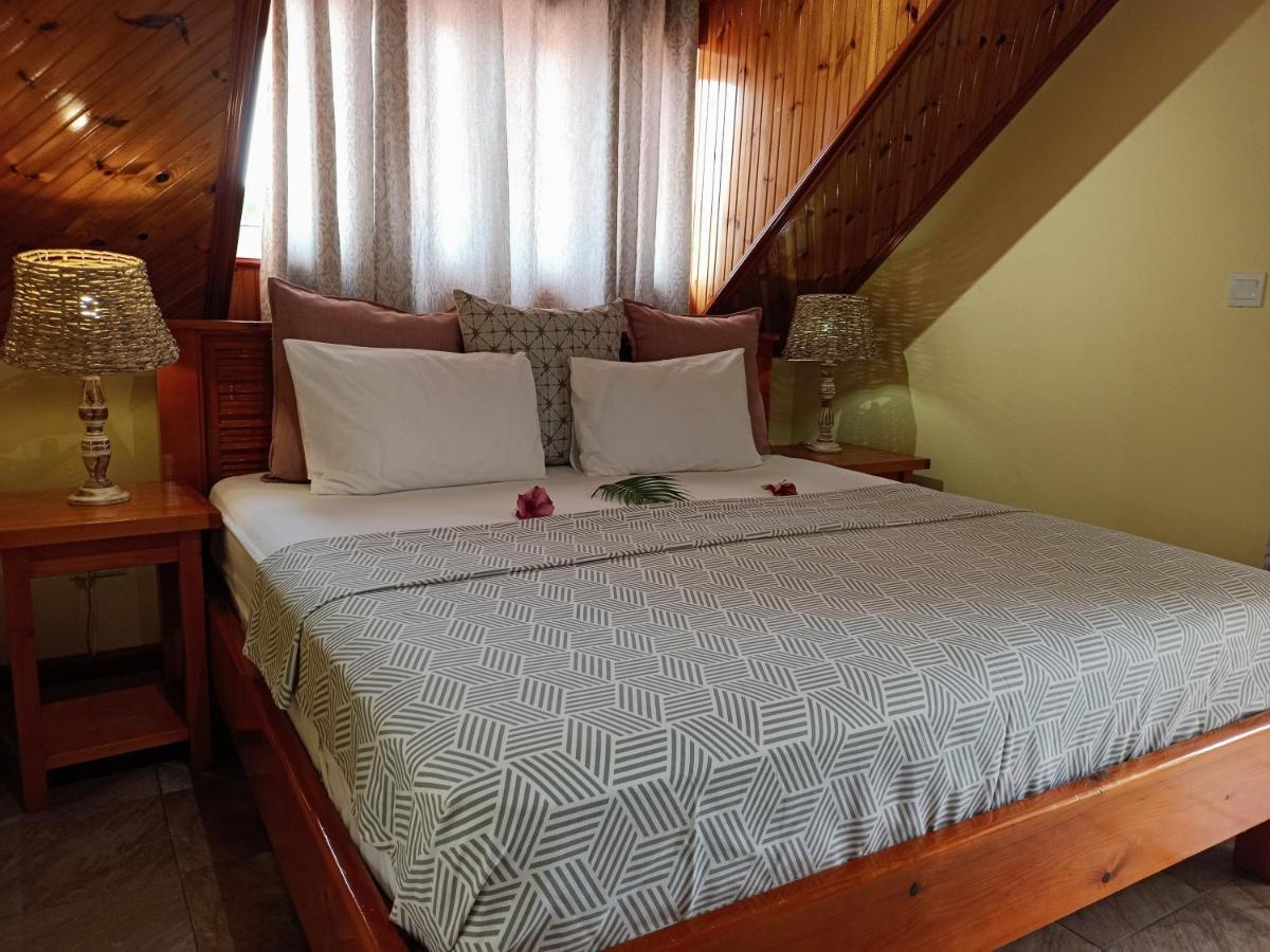 Badamier Self-Catering Leilighet La Digue Eksteriør bilde