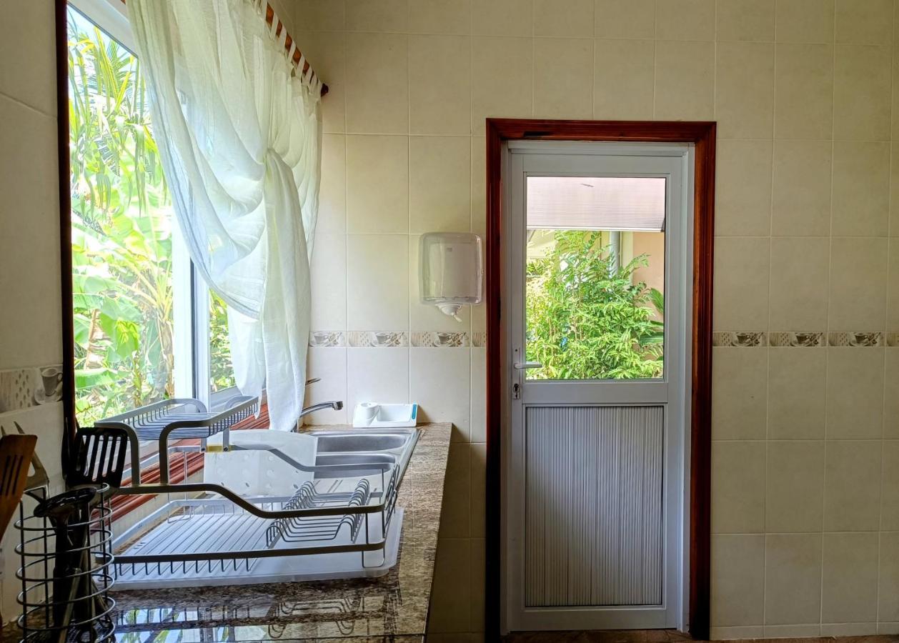 Badamier Self-Catering Leilighet La Digue Eksteriør bilde